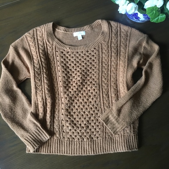 Forever 21 Sweaters - LAST CHANCE Brown Sweater